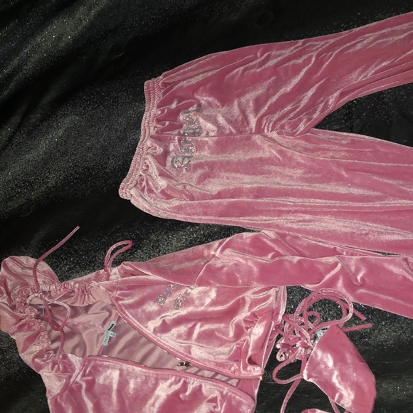 Fashion Nova Pants - Babygirl pink Velvet Jumpsuit 💕